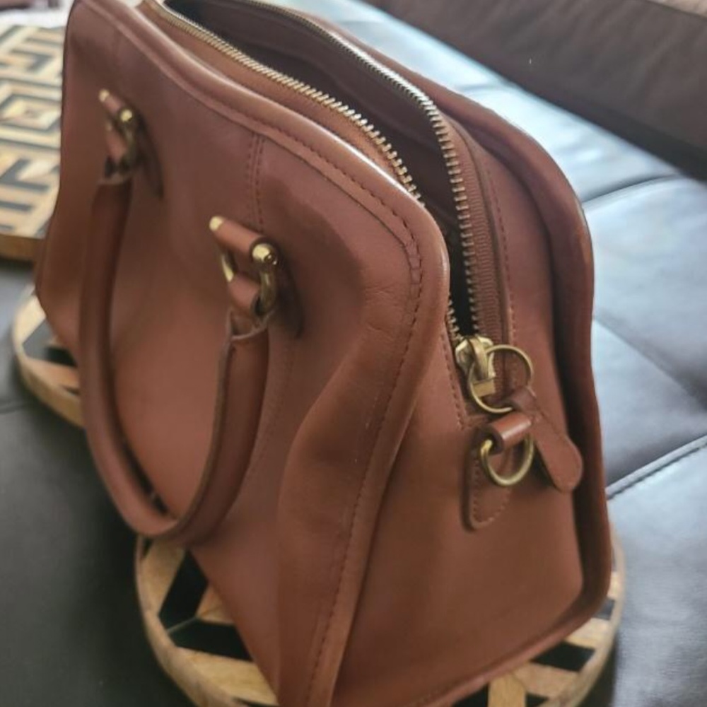 Purse - Picture 2 of 5